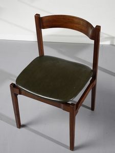 FRATTINI GIANFRANCO (1926 - 2004) : Quattro sedie 101 per Figli di Amedeo Cassina  - Asta Asta 397 | DESIGN E ARTI DECORATIVE DEL NOVECENTO Online - Associazione Nazionale - Case d'Asta italiane