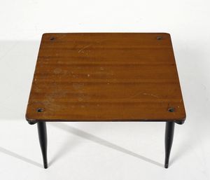 MAGISTRETTI VICO (1920 - 2006) : Tavolino da salotto T8 per Azucena  - Asta Asta 397 | DESIGN E ARTI DECORATIVE DEL NOVECENTO Online - Associazione Nazionale - Case d'Asta italiane