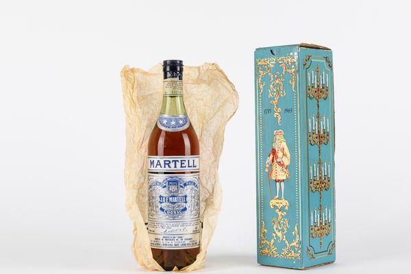 FRANCIA : Martell VOP 3 Etoiles Cognac 60s  - Asta Vini e Distillati - Associazione Nazionale - Case d'Asta italiane