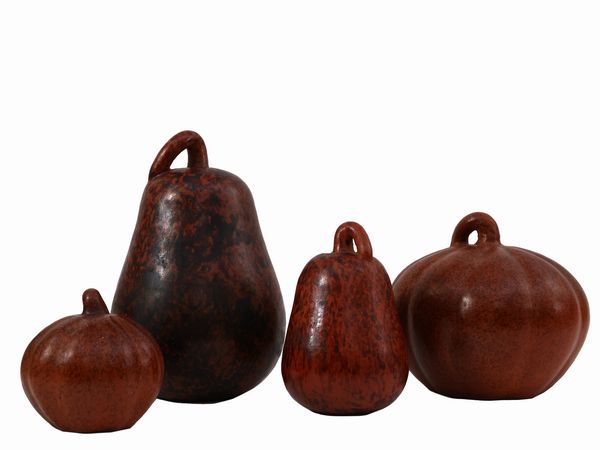 Quattro zucche decorative in terracotta  - Asta L'Arte di Arredare - Associazione Nazionale - Case d'Asta italiane