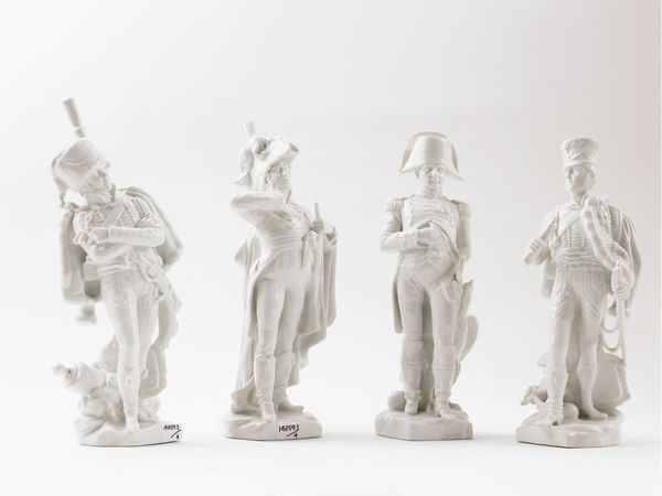 Serie di quattro figure in porcellana Ginori per Capodimonte  - Asta L'Arte di Arredare - Associazione Nazionale - Case d'Asta italiane