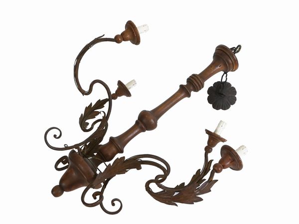 Lampadario in legno tornito  - Asta L'Arte di Arredare - Associazione Nazionale - Case d'Asta italiane