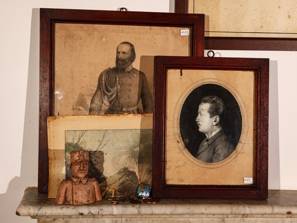 Lotto di curiosità storiche d'epoca  - Asta L'Arte di Arredare - Associazione Nazionale - Case d'Asta italiane