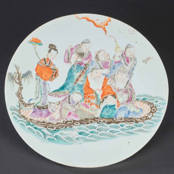 Placca circolare in porcellana con figure di saggi su imbarcazione, Cina, Dinastia Qing, periodo Jiaqing (1796-1820)  - Asta Arte orientale - Associazione Nazionale - Case d'Asta italiane