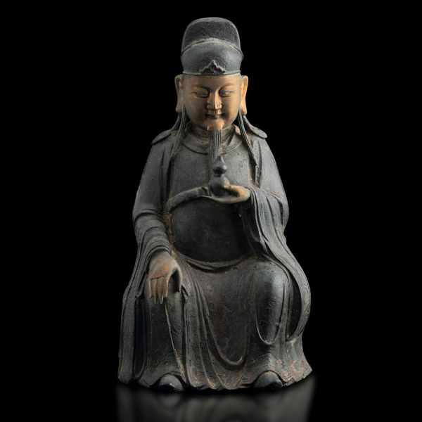 Figura di dignitario in bronzo con tracce di policromia e parzialmente dorato a freddo, Cina, Dinastia Ming, XVII secolo  - Asta Fine Chinese Works of Art - Associazione Nazionale - Case d'Asta italiane