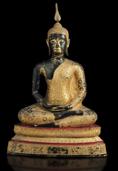 Grande figura di Buddha Amitayus in bronzo parzialmente dorato e laccato, Thailandia, XIX secolo  - Asta Fine Chinese Works of Art - Associazione Nazionale - Case d'Asta italiane