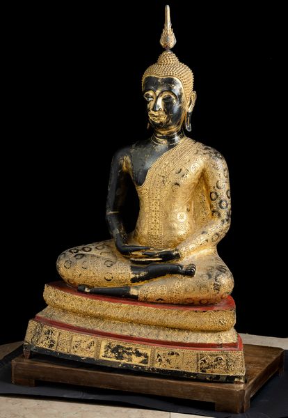 Grande figura di Buddha Amitayus in bronzo parzialmente dorato e laccato, Thailandia, XIX secolo  - Asta Fine Chinese Works of Art - Associazione Nazionale - Case d'Asta italiane