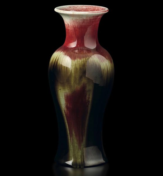 Vaso in porcellana flamb sui toni del sangue di bue, del marrone e del giallo, Cina, Dinastia Qing, epoca Qianlong (1736-1796)  - Asta Fine Chinese Works of Art - Associazione Nazionale - Case d'Asta italiane