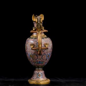 Rarissimo versatoio in smalti cloisonn con presa a foggia di drago,  motivi taoisti e stemma cardinalizio su fondo rosa, Cina, Dinastia Qing, epoca Daoguang (1821-1850)  - Asta Fine Chinese Works of Art - Associazione Nazionale - Case d'Asta italiane