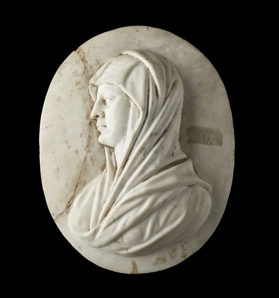 SCULTORE ITALIANO DEL XVIII SECOLO : Ovale in marmo con profilo di figura femminile ammantata  - Asta Asta 401 | ARTE ANTICA E DEL XIX SECOLO Online - Associazione Nazionale - Case d'Asta italiane