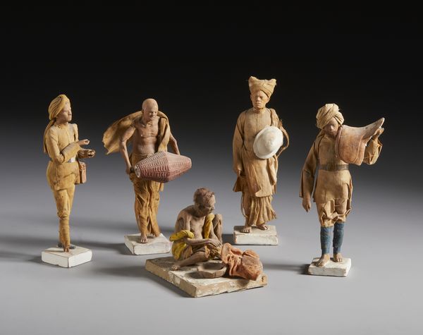 MANIFATTURA DEL XX SECOLO : Cinque figure raffiguranti personaggi dell'India britannica in terracotta e tessuto  - Asta Asta 401 | ARTE ANTICA E DEL XIX SECOLO Online - Associazione Nazionale - Case d'Asta italiane