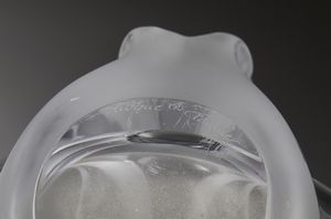 LALIQUE : Vaso in vetro  - Asta Asta 401 | ARTE ANTICA E DEL XIX SECOLO Online - Associazione Nazionale - Case d'Asta italiane