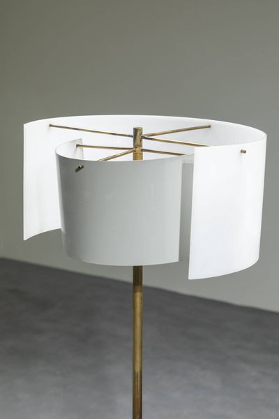 GINO SARFATTI : Lampada da terra mod. 1056  - Asta Design - Associazione Nazionale - Case d'Asta italiane