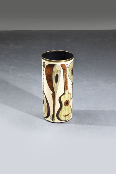 PIERO FORNASETTI Milano 1913 - 1988 : Portaombrelli strumenti musicali  - Asta Design - Associazione Nazionale - Case d'Asta italiane