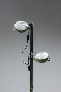 CESARE LEONARDI  FRANCA STAGI : Lampada da terra mod. Jeep  - Asta Design - Associazione Nazionale - Case d'Asta italiane