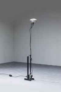 ACHILLE E PIER GIACOMO CASTIGLIONI - Lampada mod.Toio