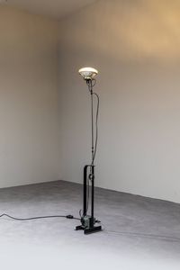 ACHILLE E PIER GIACOMO CASTIGLIONI : Lampada mod.Toio  - Asta Design - Associazione Nazionale - Case d'Asta italiane