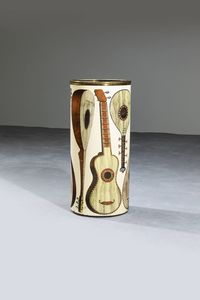 PIERO FORNASETTI Milano 1913 - 1988 : Portaombrelli strumenti musicali  - Asta Design - Associazione Nazionale - Case d'Asta italiane