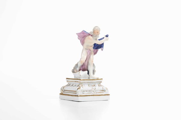 Figurina di Nettuno<BR>Meissen, 1750 circa  - Asta Porcellane venete ed europee di un'importante Famiglia veneziana - Associazione Nazionale - Case d'Asta italiane