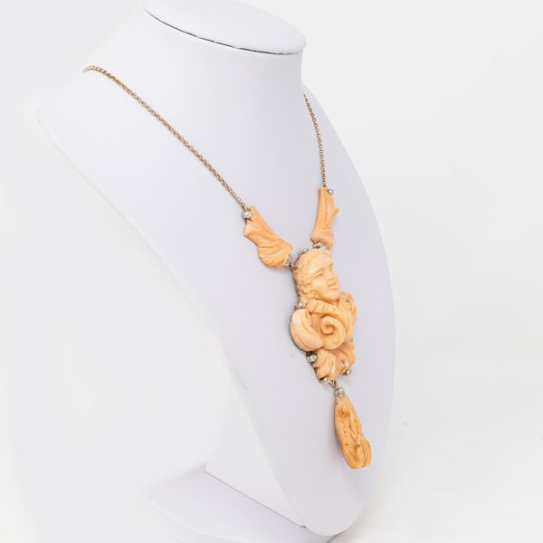 Collana in oro giallo con corallo  - Asta Gioielli e Orologi - Associazione Nazionale - Case d'Asta italiane