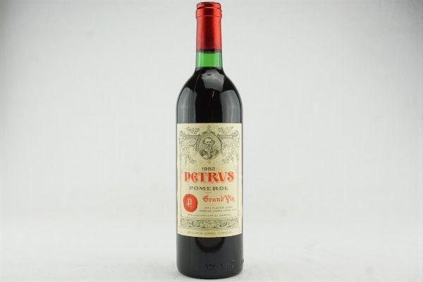 Pétrus 1982  - Asta IL SIGNIFICATO DELLA PASSIONE - Vini Pregiati e da Collezione - Associazione Nazionale - Case d'Asta italiane