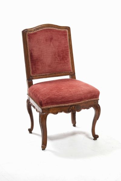 Sedia in stile Luigi XV in legno intagliato  - Asta Antiquariato Aprile - Associazione Nazionale - Case d'Asta italiane