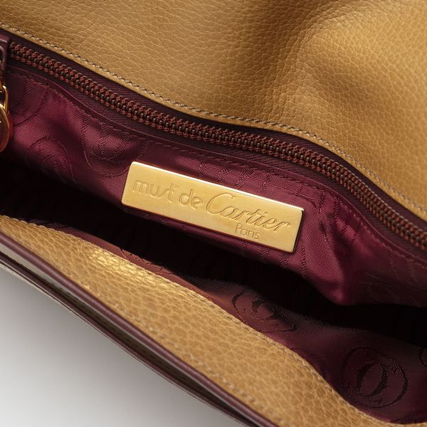 CARTIER : Borsa Les Must de Cartier.  - Asta 04/05/2023 | FASHION LUXURY - ALTA MODA, BORSE E ACCESSORI DI LUSSO Online - Associazione Nazionale - Case d'Asta italiane