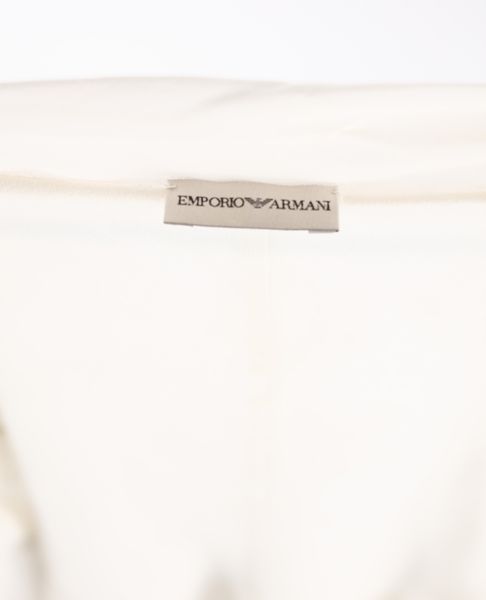 ARMANI EMPORIO : Gilet in seta con perline color bianco avorio.  - Asta 04/05/2023 | FASHION LUXURY - ALTA MODA, BORSE E ACCESSORI DI LUSSO Online - Associazione Nazionale - Case d'Asta italiane