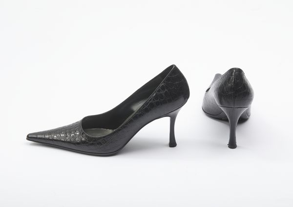 BANFI RICCARDO : Scarpe dcollet nere in pelle stampa cocco.  - Asta 04/05/2023 | FASHION LUXURY - ALTA MODA, BORSE E ACCESSORI DI LUSSO Online - Associazione Nazionale - Case d'Asta italiane