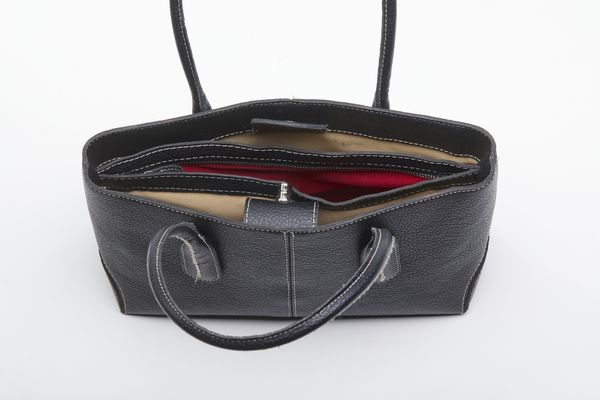 TOD'S : Borsa modello tote, nera.  - Asta 04/05/2023 | FASHION LUXURY - ALTA MODA, BORSE E ACCESSORI DI LUSSO Online - Associazione Nazionale - Case d'Asta italiane