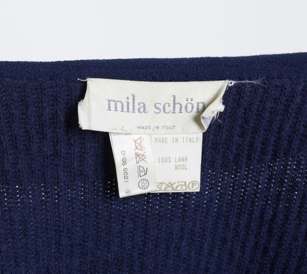 SCHON MILA : Cardigan con zip nei toni del blu.  - Asta 04/05/2023 | FASHION LUXURY - ALTA MODA, BORSE E ACCESSORI DI LUSSO Online - Associazione Nazionale - Case d'Asta italiane