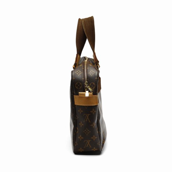 Vuitton Louis : Borsa Bosphore.  - Asta 04/05/2023 | FASHION LUXURY - ALTA MODA, BORSE E ACCESSORI DI LUSSO Online - Associazione Nazionale - Case d'Asta italiane