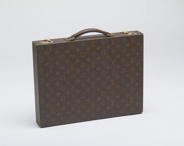 Vuitton Louis : Borsa 24h.  - Asta 04/05/2023 | FASHION LUXURY - ALTA MODA, BORSE E ACCESSORI DI LUSSO Online - Associazione Nazionale - Case d'Asta italiane