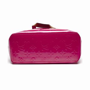 Vuitton Louis : Borsetta Reade PM.  - Asta 04/05/2023 | FASHION LUXURY - ALTA MODA, BORSE E ACCESSORI DI LUSSO Online - Associazione Nazionale - Case d'Asta italiane