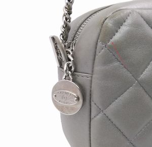 CHANEL : Camera bag.  - Asta 04/05/2023 | FASHION LUXURY - ALTA MODA, BORSE E ACCESSORI DI LUSSO Online - Associazione Nazionale - Case d'Asta italiane