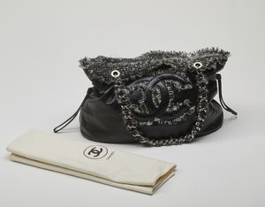 CHANEL - Chanel Funny Tweed Bonbon Lambskin tote.