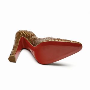 LOUBOUTIN CHRISTIAN : Dcollet in pelle stampata bronzo.  - Asta 04/05/2023 | FASHION LUXURY - ALTA MODA, BORSE E ACCESSORI DI LUSSO Online - Associazione Nazionale - Case d'Asta italiane