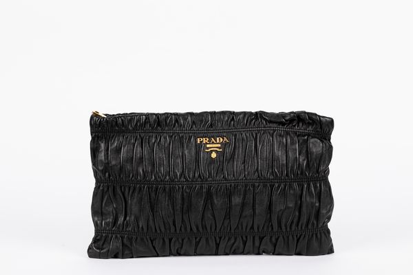 Prada : Borsa pochette  - Asta Luxury Fashion - Associazione Nazionale - Case d'Asta italiane