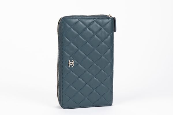 CHANEL : Portafogli  - Asta Luxury Fashion - Associazione Nazionale - Case d'Asta italiane