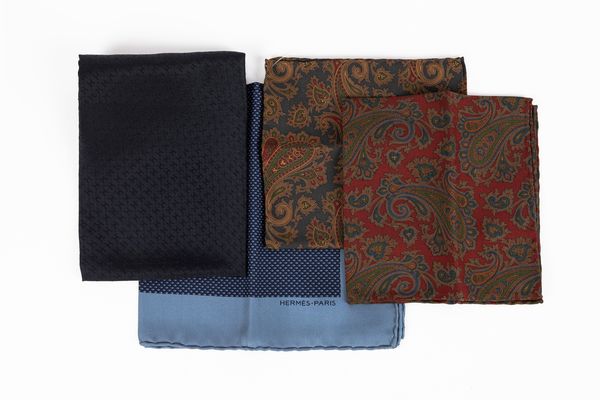 Hermès e Ferragamo : Lotto composto da quattro foulard da tasca  - Asta Luxury Fashion - Associazione Nazionale - Case d'Asta italiane