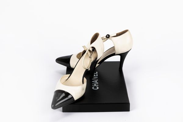 CHANEL : Scarpe dcollet  - Asta Luxury Fashion - Associazione Nazionale - Case d'Asta italiane