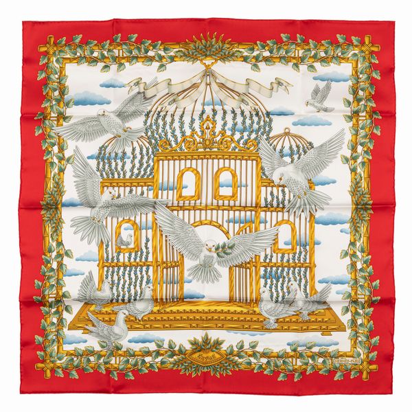 Hermès : Foulard En vol  - Asta Luxury Fashion - Associazione Nazionale - Case d'Asta italiane