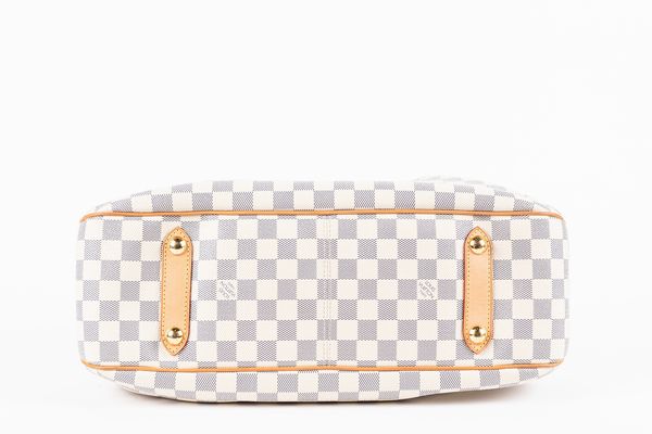 Louis Vuitton : Borsa Siracusa  - Asta Luxury Fashion - Associazione Nazionale - Case d'Asta italiane