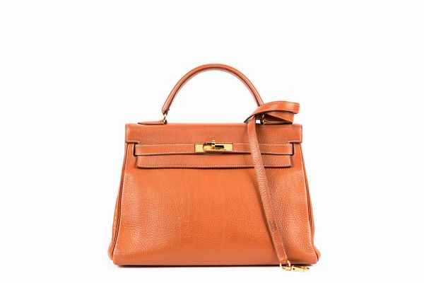 Hermès : Borsa Kelly Retourne cm 32  - Asta Luxury Fashion - Associazione Nazionale - Case d'Asta italiane