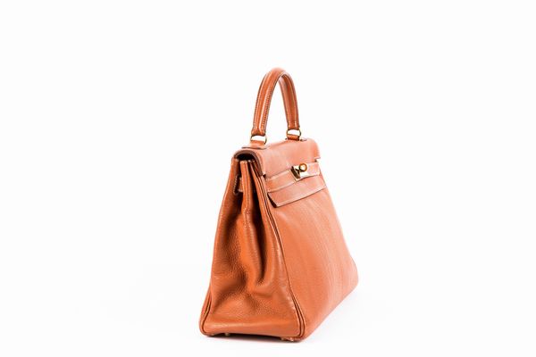 Hermès : Borsa Kelly Retourne cm 32  - Asta Luxury Fashion - Associazione Nazionale - Case d'Asta italiane