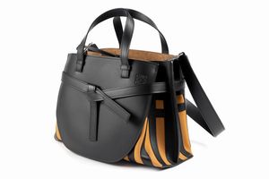 Loewe : Borsa Gate  - Asta Luxury Fashion - Associazione Nazionale - Case d'Asta italiane