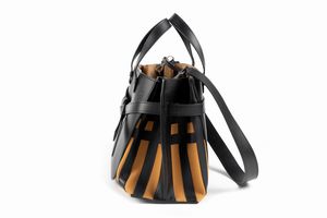 Loewe : Borsa Gate  - Asta Luxury Fashion - Associazione Nazionale - Case d'Asta italiane