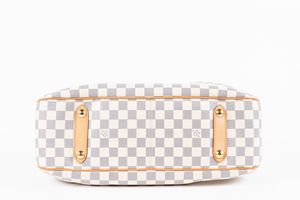 Louis Vuitton : Borsa Siracusa  - Asta Luxury Fashion - Associazione Nazionale - Case d'Asta italiane