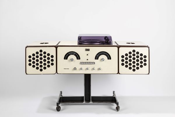 ACHILLE E PIER GIACOMO CASTIGLIONI : Radiofonografo BR126  - Asta Design e Arti Decorative - Associazione Nazionale - Case d'Asta italiane