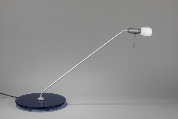 MICHELE DE LUCCHI : Lampada da tavolo  - Asta Design e Arti Decorative - Associazione Nazionale - Case d'Asta italiane